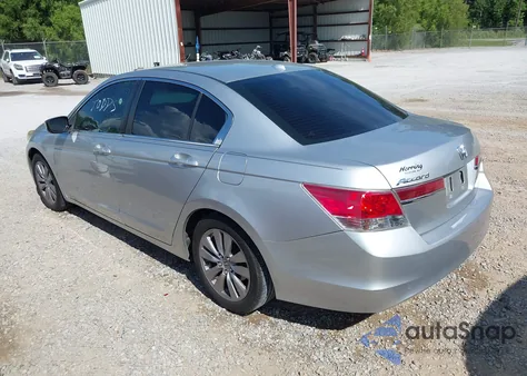 2012 Honda Accord 2.4 Ex-L z USA, uszkodzony, nr VIN 1HGCP2F82CA060668